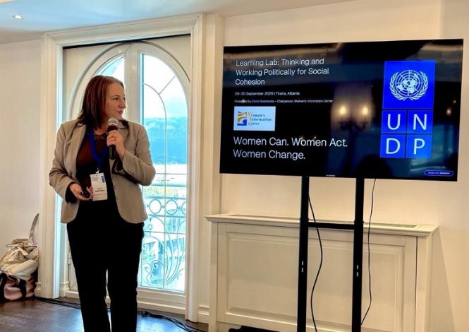 ქალთა საინფორმაციო ცენტრი ალბანეთში საერთაშორისო მრგვალ მაგიდაზე